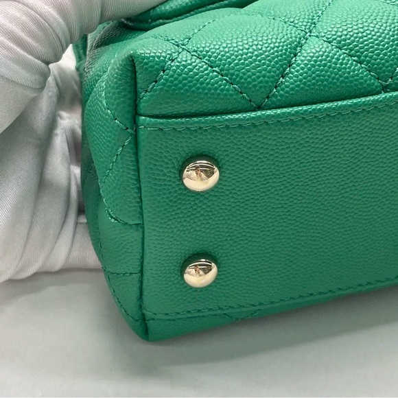 CHANEL Green Caviar Coco Top Handle Flap Bag Small GHW - Picture 10 of 15